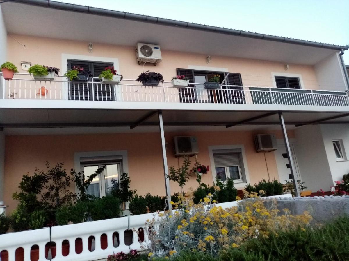 Apartment Lana Senj  Bagian luar foto