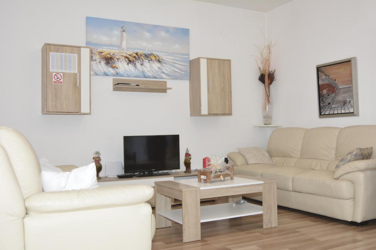 Apartment Lana Senj  Bagian luar foto